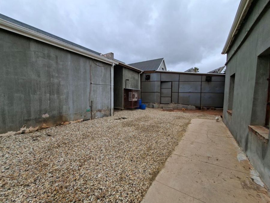 Commercial Property for Sale in Ladismith Western Cape